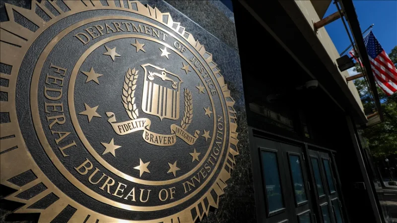 FBI: A Guthrie otthonától 3 kilométerre talált kesztyű DNS-e megegyezik a gyanúsítottéval.