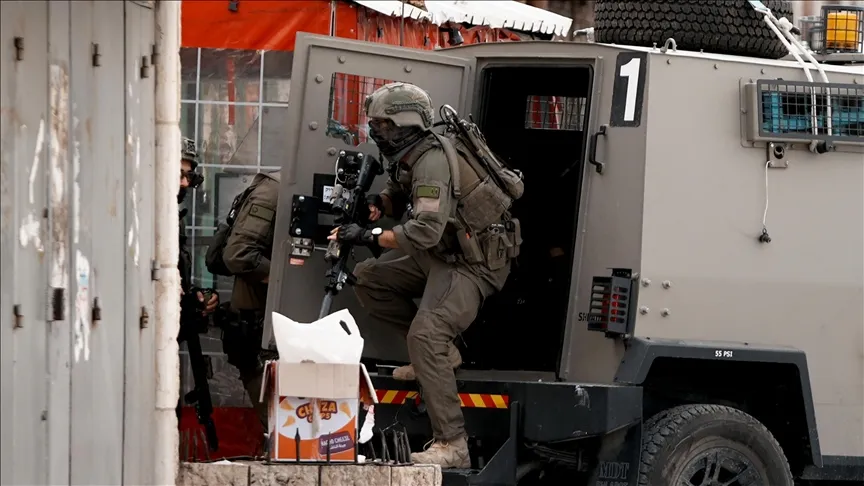 Israelin sotilaat haavoittivat yhtä palestiinalaista ja pidättivät 15 henkilöä Länsirannalla