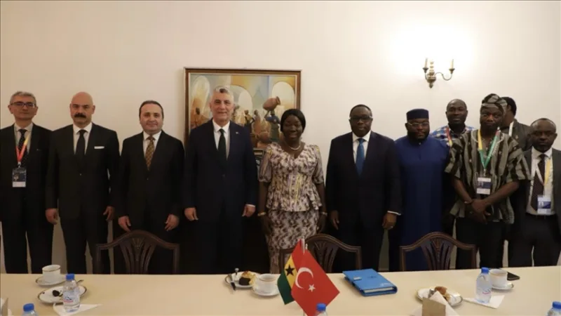 Ministr Bolat vedl v rámci 14. ministerské konference Světové obchodní organizace bilaterální jednání