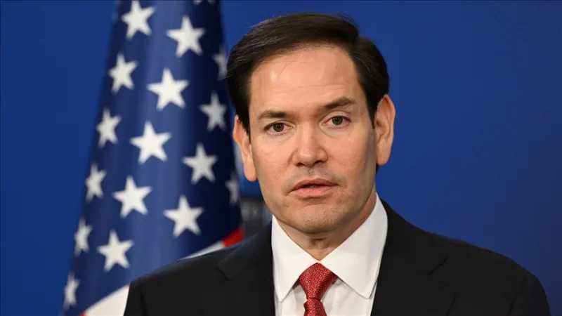 Americký ministr zahraničí zdůraznil Trumpovo odhodlání vést „vyjednávání“ s cílem ukončit válku mezi Ruskem a Ukrajinou