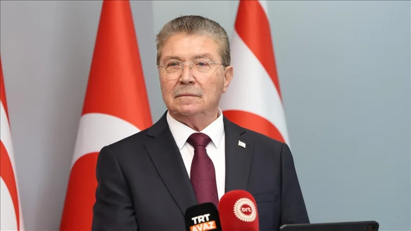 Premiér TRTK Üstel: Turecká přítomnost na Kypru bude trvat navždy