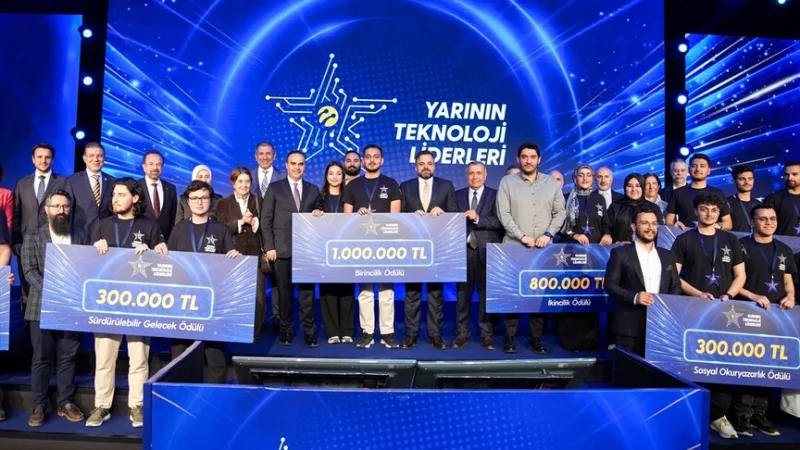 Os prémios do concurso «Líderes Tecnológicos do Futuro» da Turkcell foram entregues aos vencedores