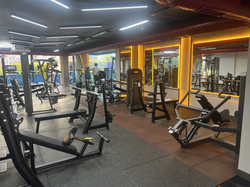 Black Bull Pro GYM — Fitnessstudio in Alanya: Online-Bestellung, Preise und Bewertungen